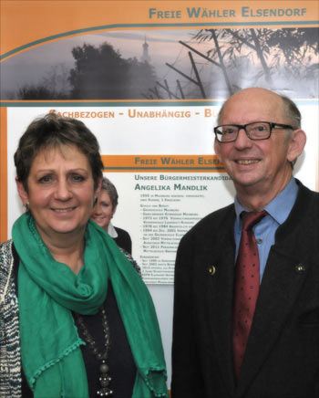 Bei der Wahlveranstaltung der Freien Wähler Elsendorf in Haunsbach informierten Bürgermeisterkandidatin Angelika Mandlik und Landrat Hubert Faltermeier über ihre Vorstellungen zur Gemeinde- und Landkreispolitik.